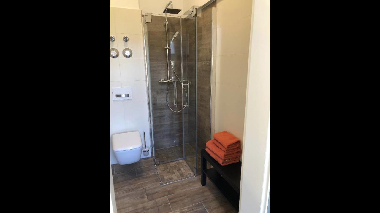 Appartment Im Villenviertel Ена Экстерьер фото